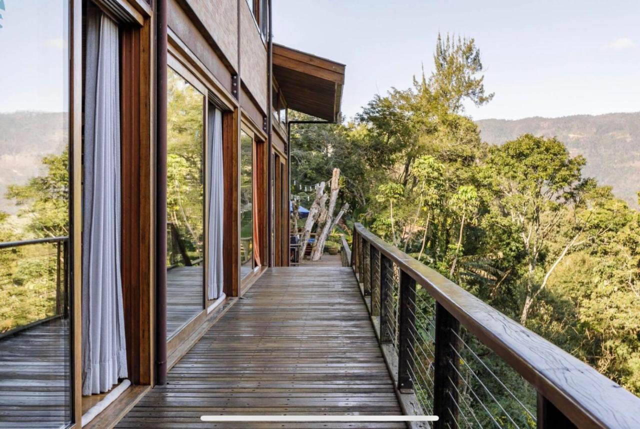 Casa De Vidro Com Vista Mantiqueira - Com Cafe E Staff Villa Campos do Jordao Exterior photo
